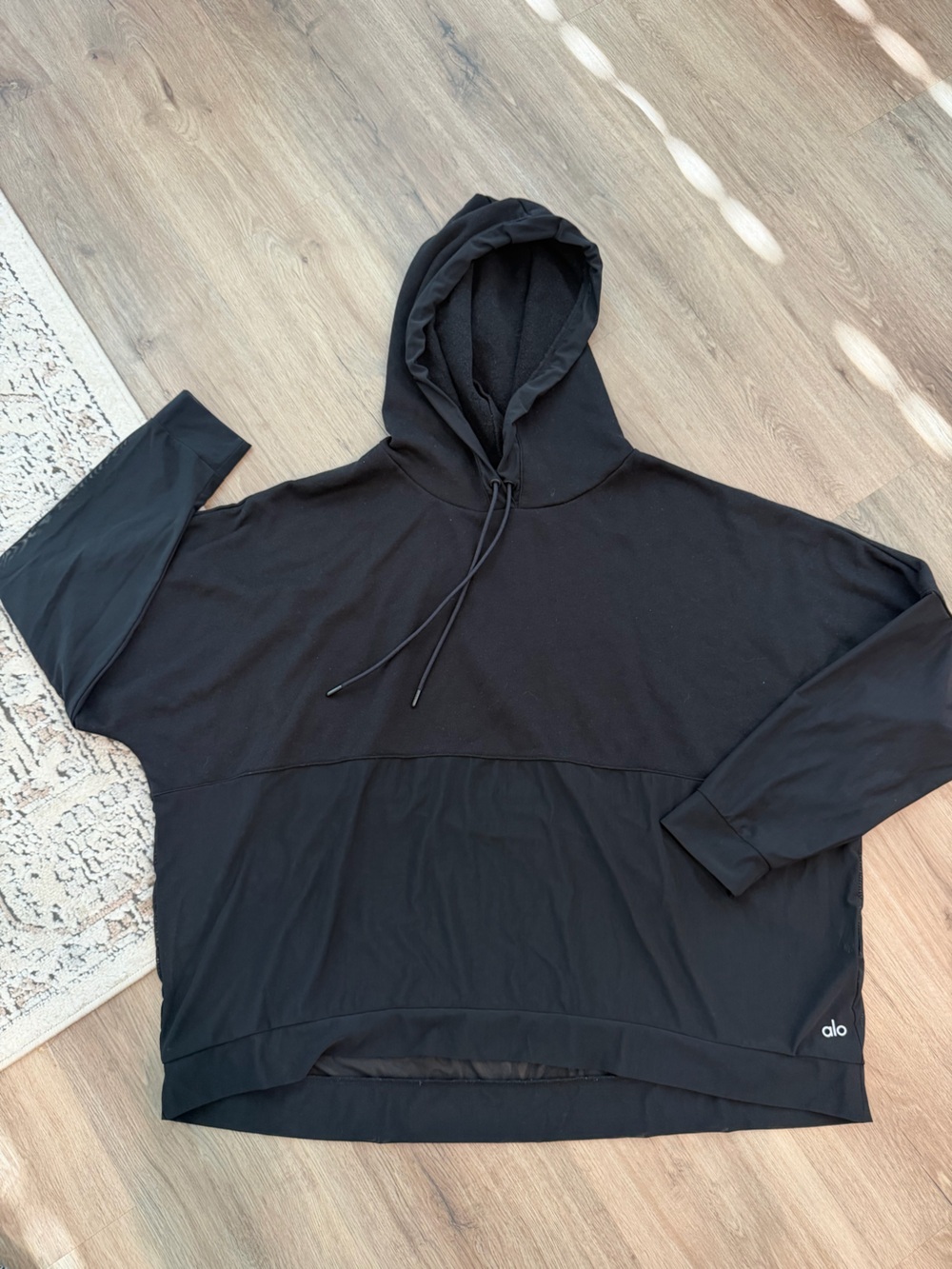 Alo yoga hoodie